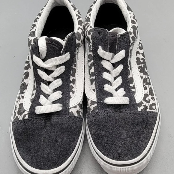Vans Old Skool Leopard Black/Truewhite VN0A4U3B316 Kids Size 3.0 - Picture 2 of 9